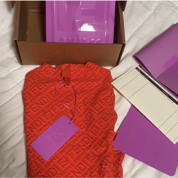 Fendi X Skims Bodysuit - Picture 3 of 7